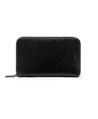 TUMI