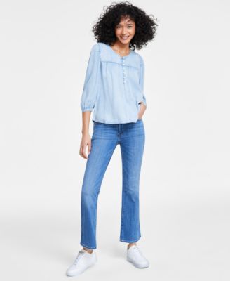 Levi's
