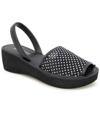 Kenneth Cole Reaction