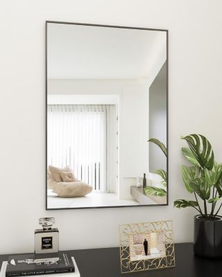 HOMLUX