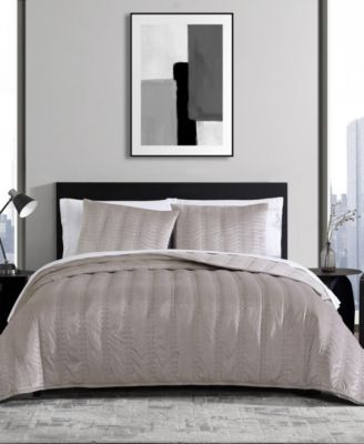 Vera Wang