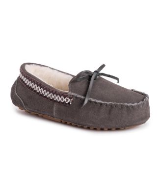 MUK LUKS