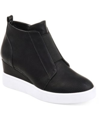 Journee Collection
