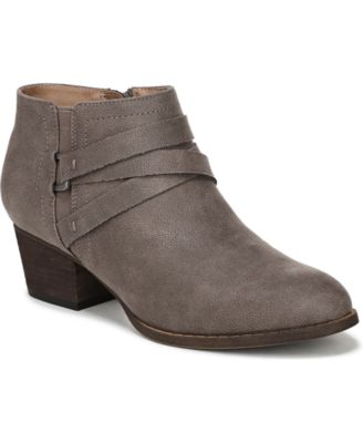 LifeStride - Women's Bryce Zip Round Toe Block Heel Short Boots