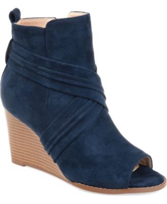 Journee Collection