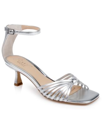 Jewel Badgley Mischka