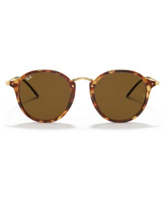 Ray-Ban