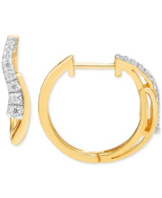 Macy's - Diamond Swirl Small Hoop Earrings (1/4 ct. t.w.) in 10k Gold, 0.7"